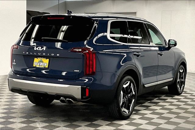 Used 2025 Kia Telluride S image 13
