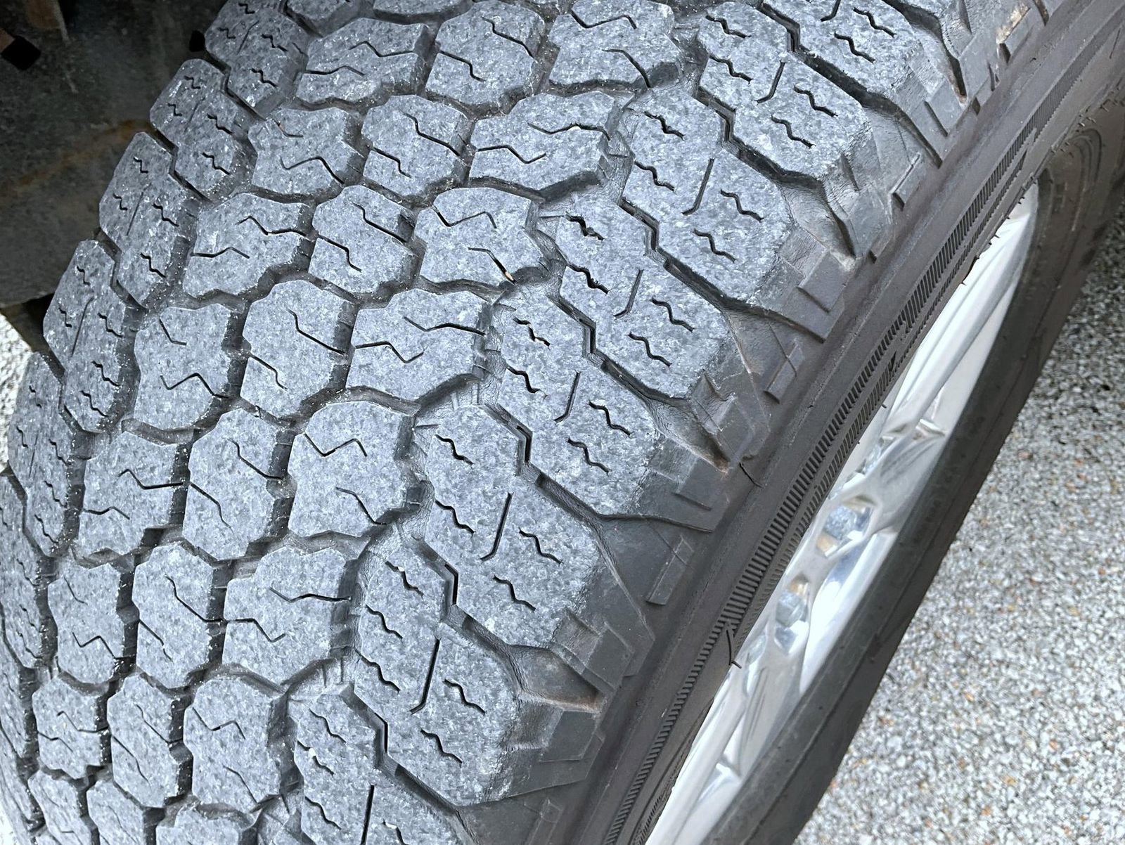 Used 2018 Ford F150 XLT w/ Equipment Group 302A Luxury AWD/4WD image 24