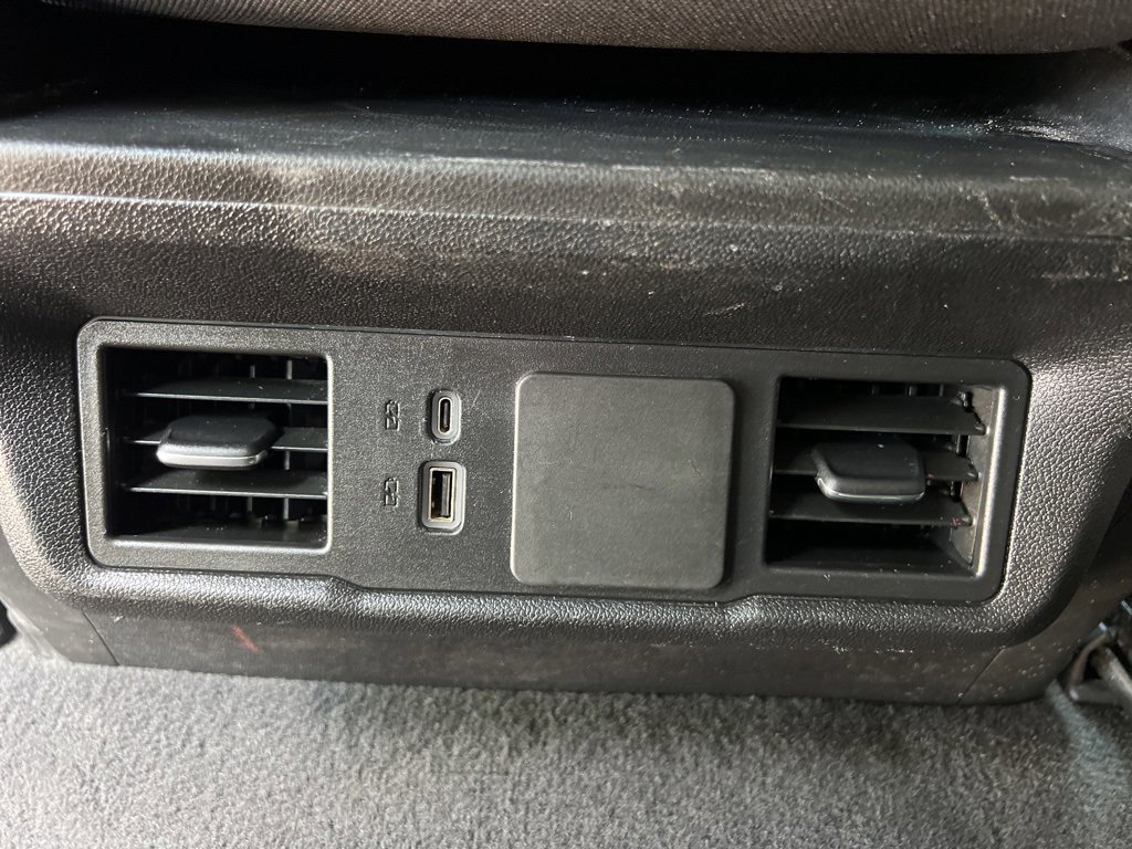 Used 2024 Chevrolet Silverado 1500 Custom image 18