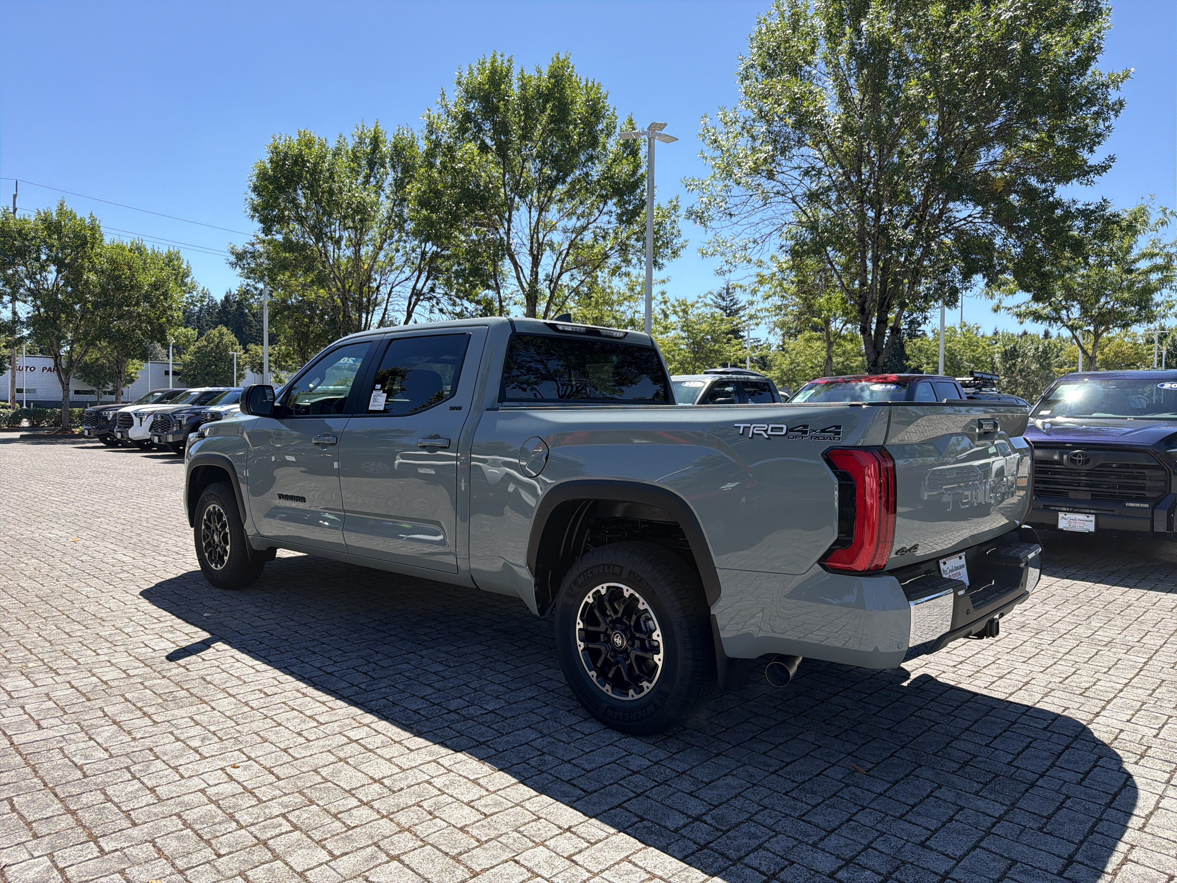 New 2026 Toyota Tundra SR5 w/ TRD Off-Road Package AWD/4WD image 4
