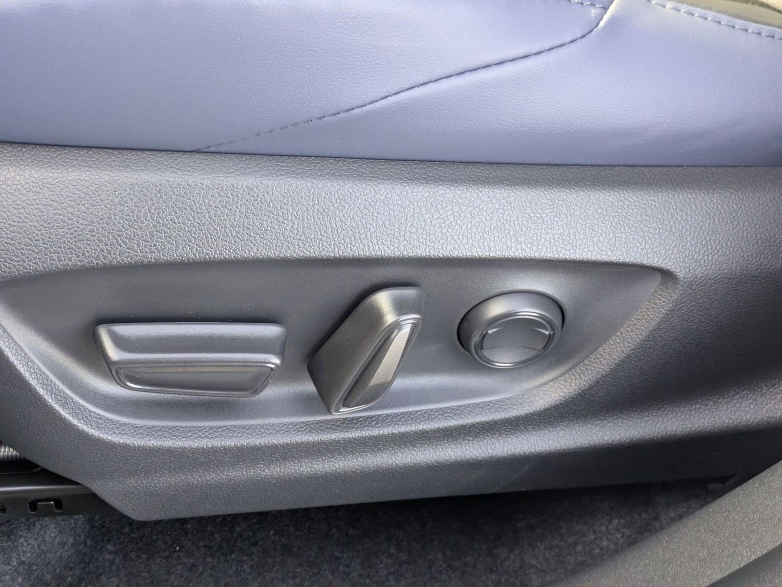 New 2026 Subaru Solterra image 7
