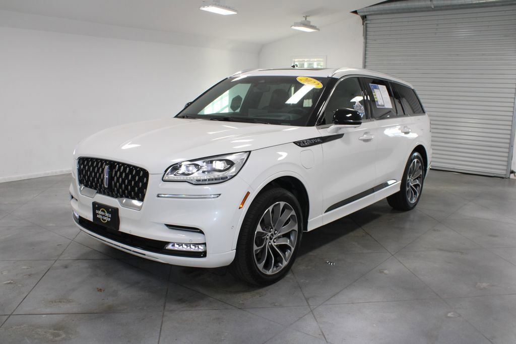 Used 2022 Lincoln Aviator Grand Touring w/ Equipment Group 301A image 4