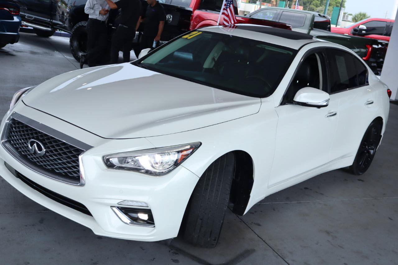 Used 2021 INFINITI Q50 Luxe w/ Seat & Sound Package RWD image 9