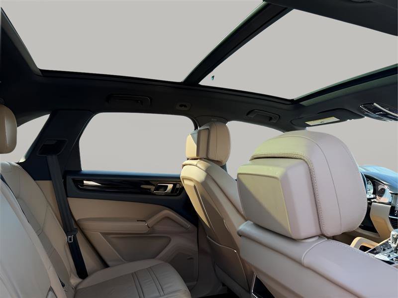 Used 2019 Porsche Cayenne E-Hybrid image 29