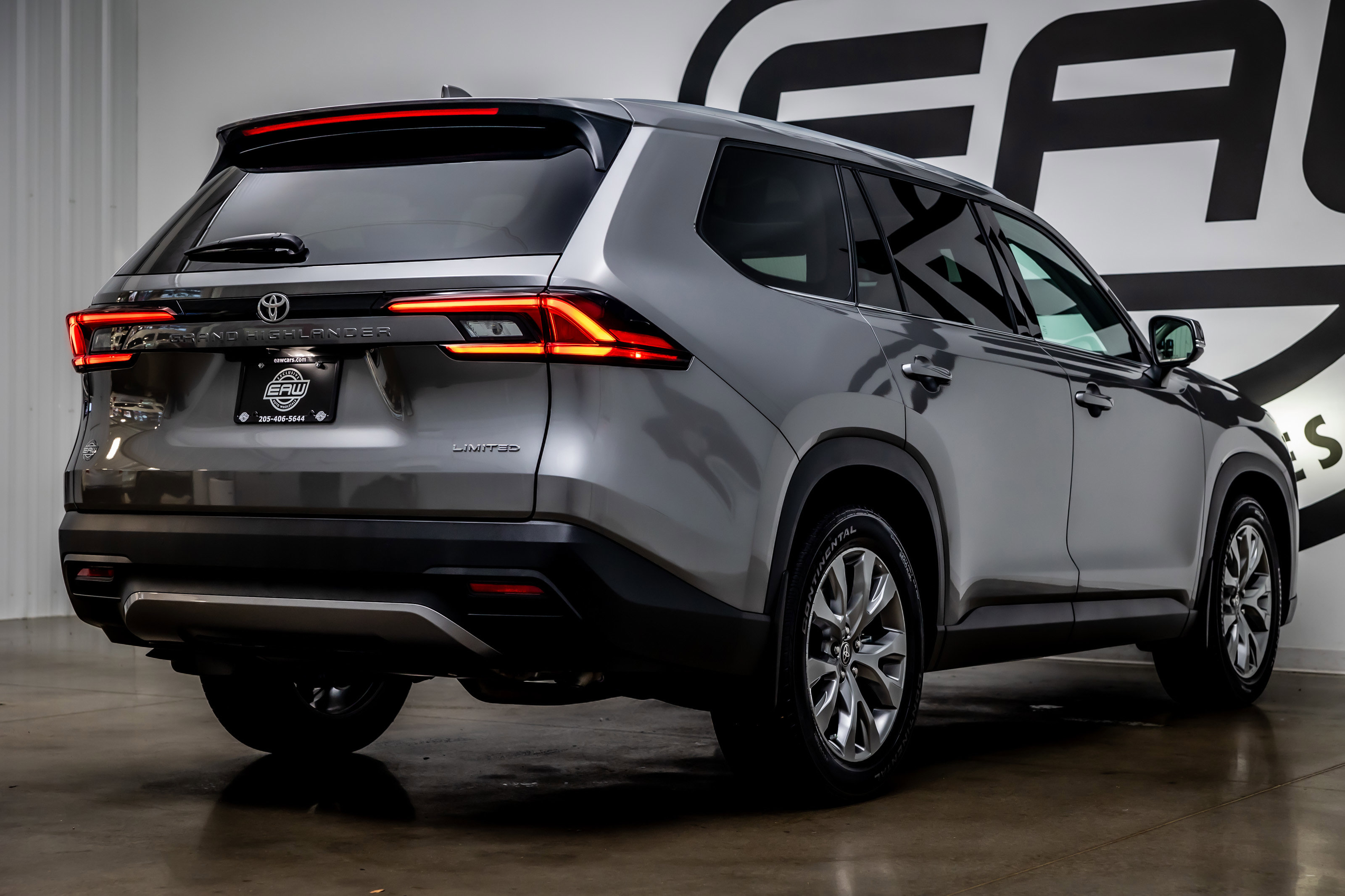 Used 2025 Toyota Grand Highlander FWD image 31