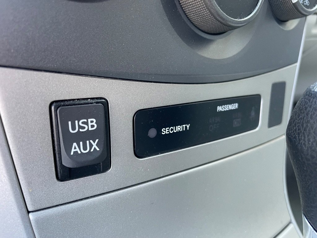 Used 2013 Toyota Corolla LE image 41