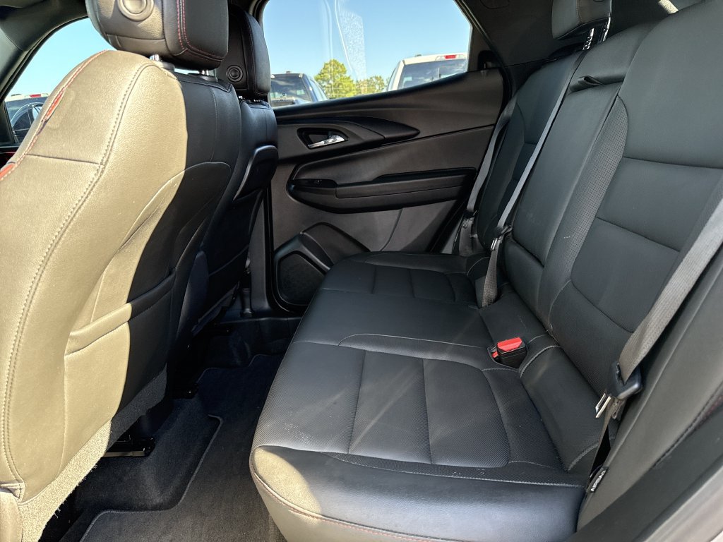 Used 2025 Chevrolet TrailBlazer RS w/ Driver Confidence Package FWD image 23