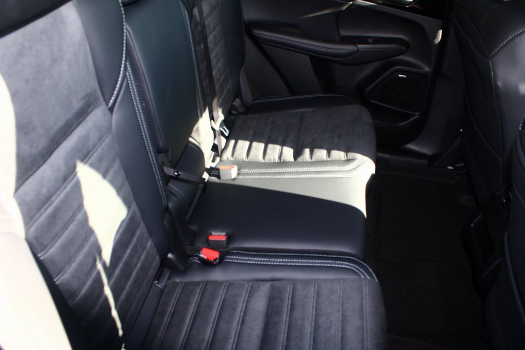 New 2026 Mitsubishi Outlander AWD image 8