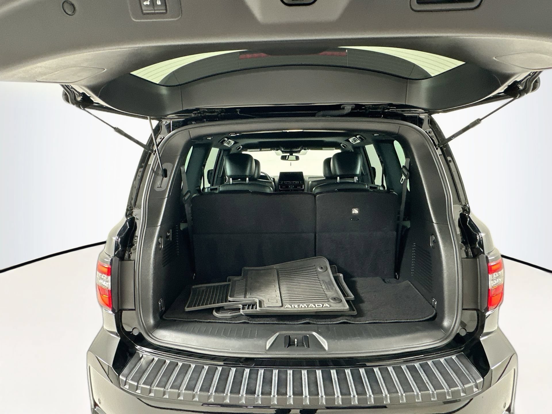Used 2023 Nissan Armada SL w/ Midnight Edition Package RWD image 30