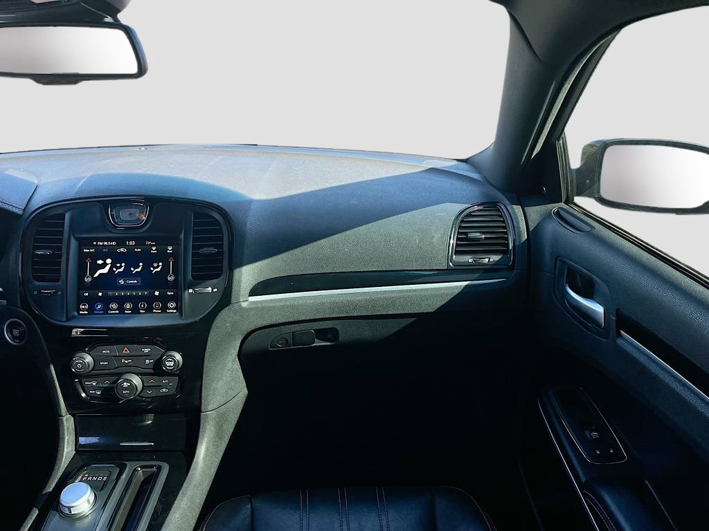 Used 2022 Chrysler 300 S image 24
