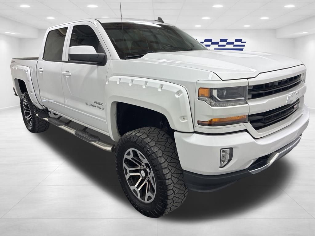 Used 2017 Chevrolet Silverado 1500 LT w/ All Star Edition image 4