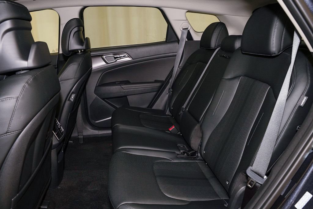 New 2026 Kia Sportage EX FWD image 10