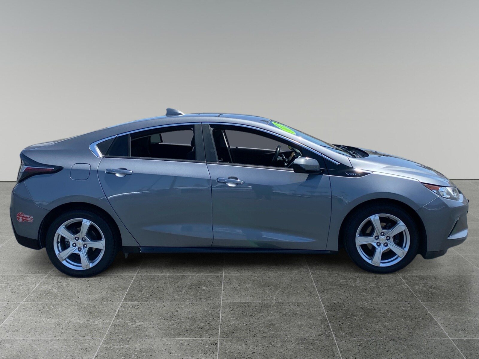Used 2018 Chevrolet Volt LT w/ Comfort Package FWD image 6