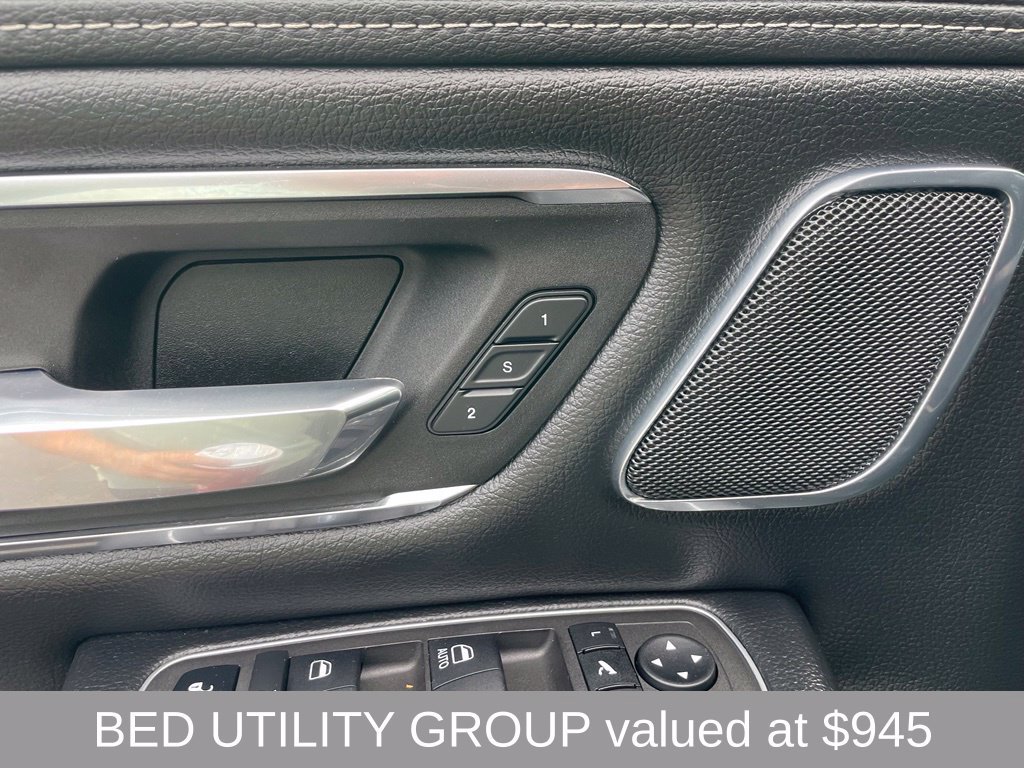 Used 2024 RAM 1500 Laramie AWD/4WD image 10