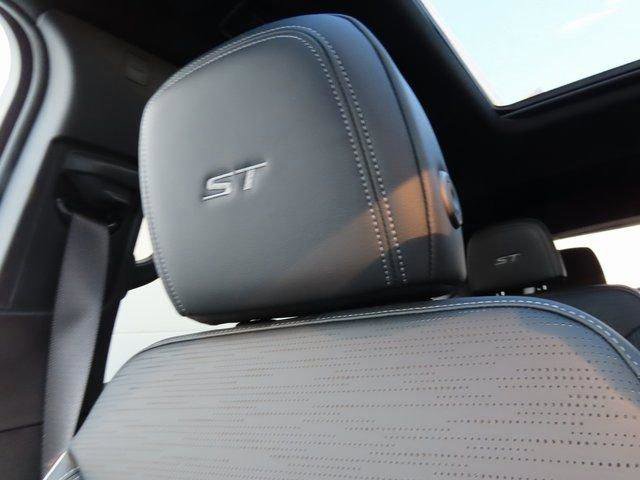 New 2025 Buick Enclave Sport Touring w/ Super Cruise Package image 29