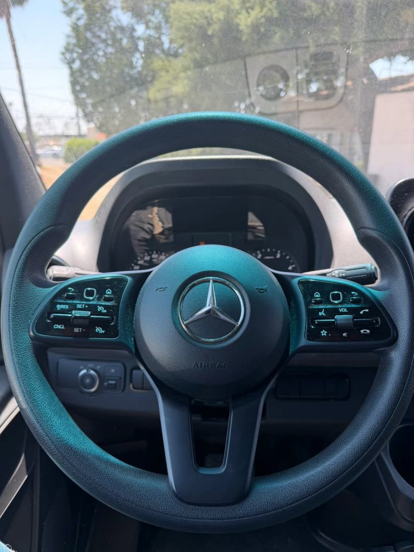 Used 2019 Mercedes-Benz Sprinter 2500 image 19