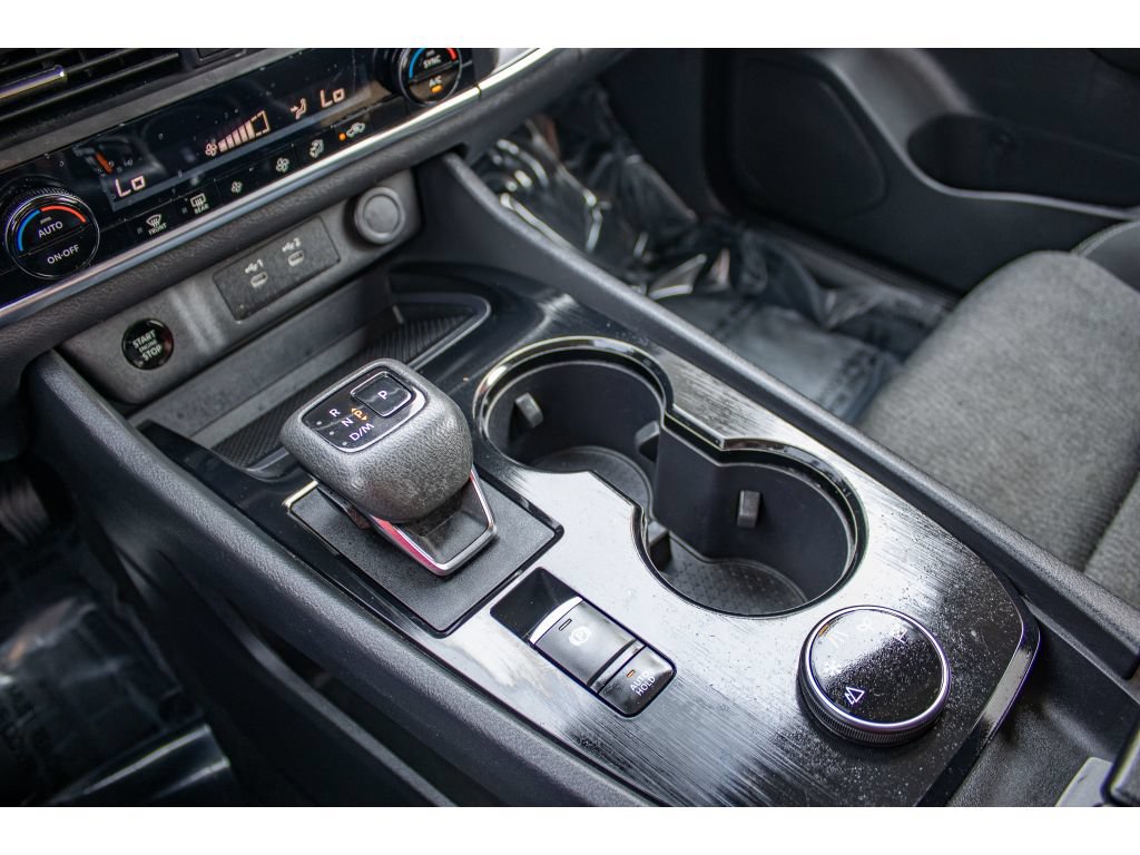 Used 2024 Nissan Rogue SV AWD/4WD image 48