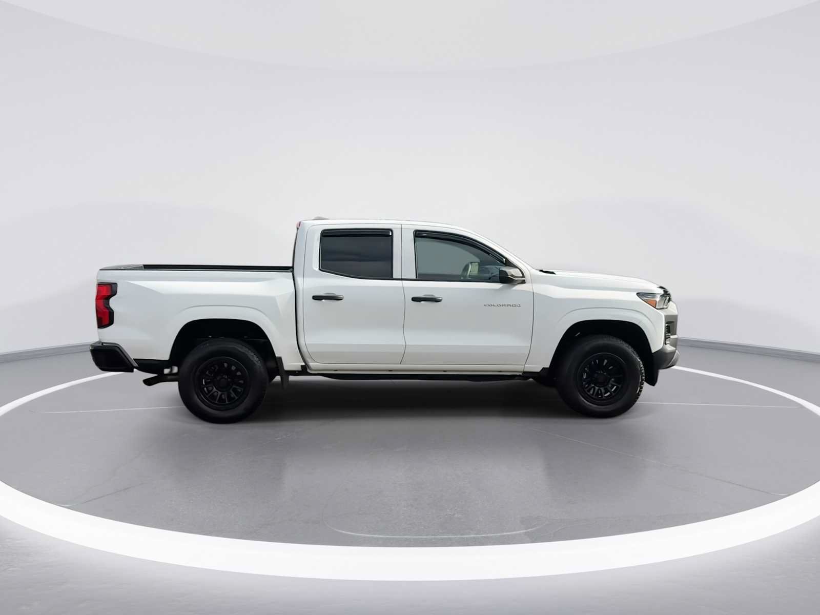 Used 2025 Chevrolet Colorado W/T w/ Advanced Trailering Package RWD image 9