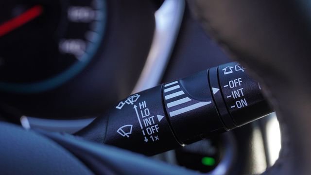 Used 2023 Chevrolet Traverse LT image 33