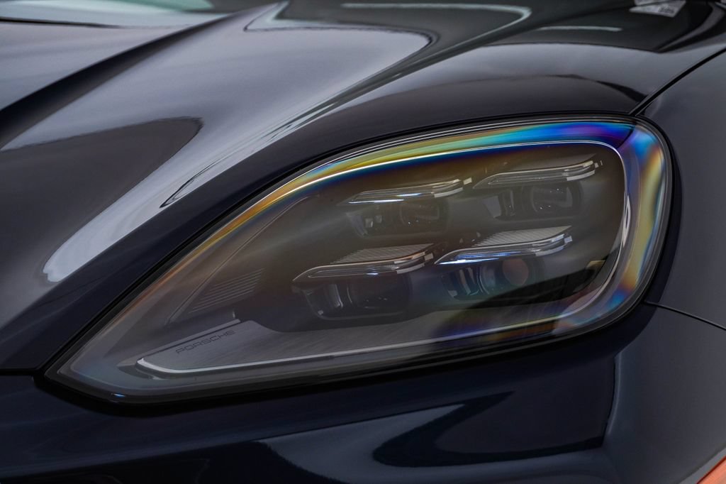 New 2026 Porsche Cayenne S AWD/4WD image 7