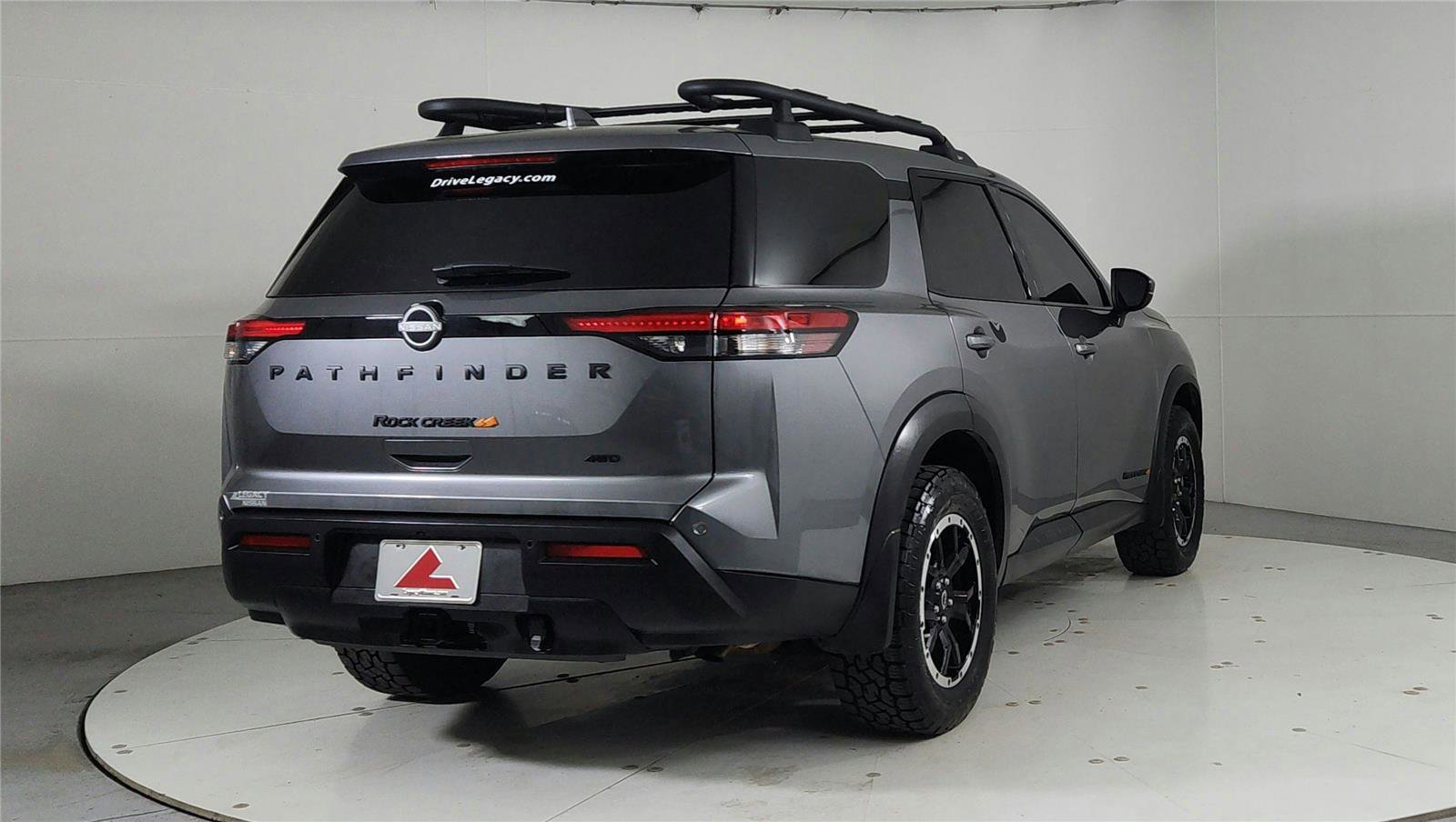 Used 2025 Nissan Pathfinder Rock Creek image 6