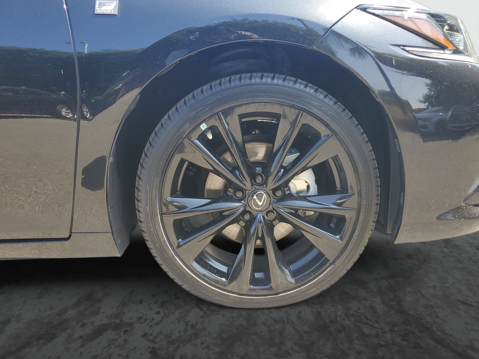 Used 2023 Lexus ES 350 F Sport w/ Accessory Package (Z2) FWD image 6