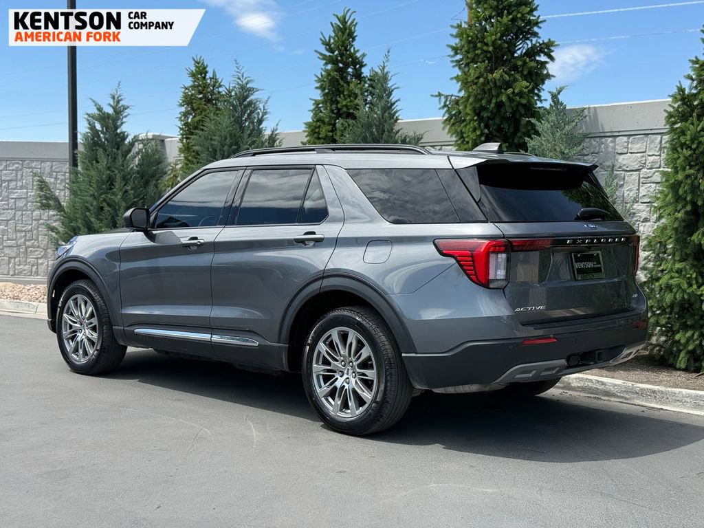 Used 2025 Ford Explorer Active w/ Active Comfort Package AWD/4WD image 4