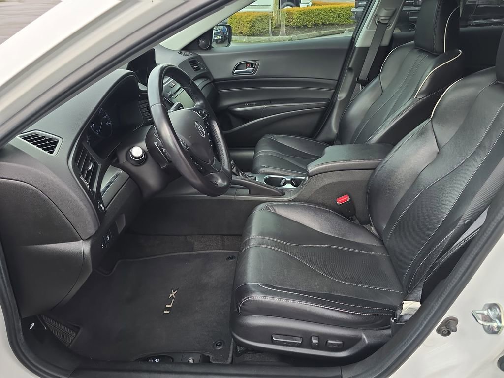 Used 2020 Acura ILX w/ Premium Package image 22