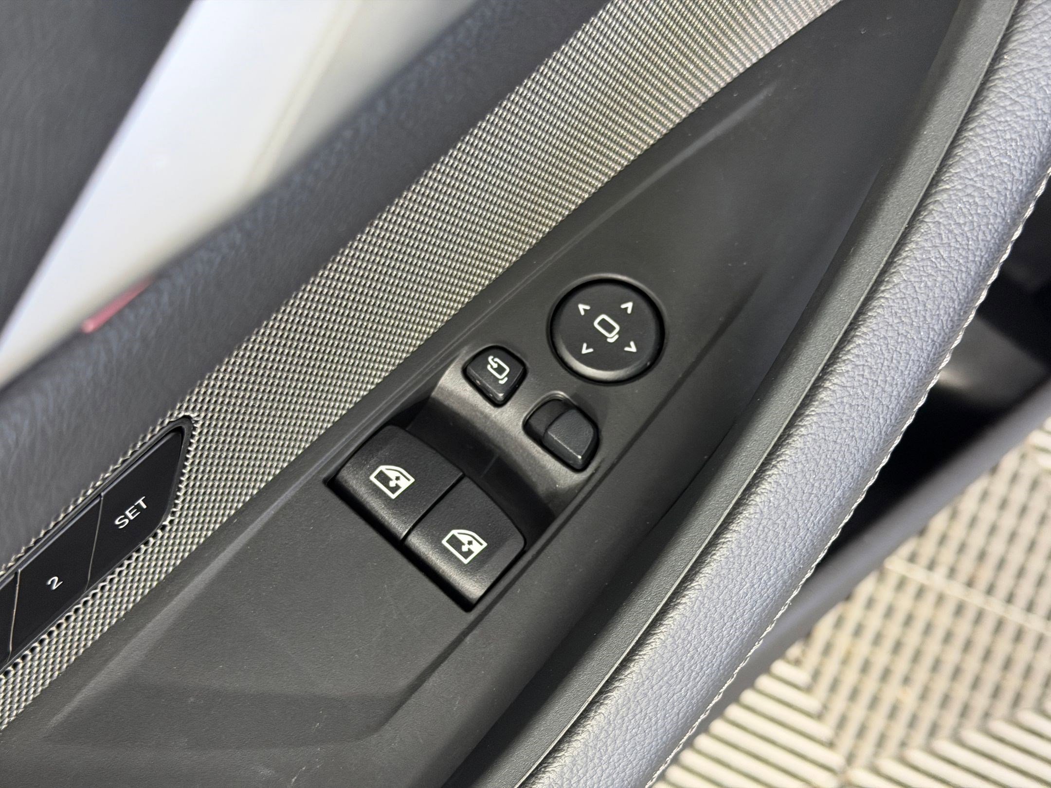 Certified 2023 BMW 430i Coupe w/ M Sport Package image 12