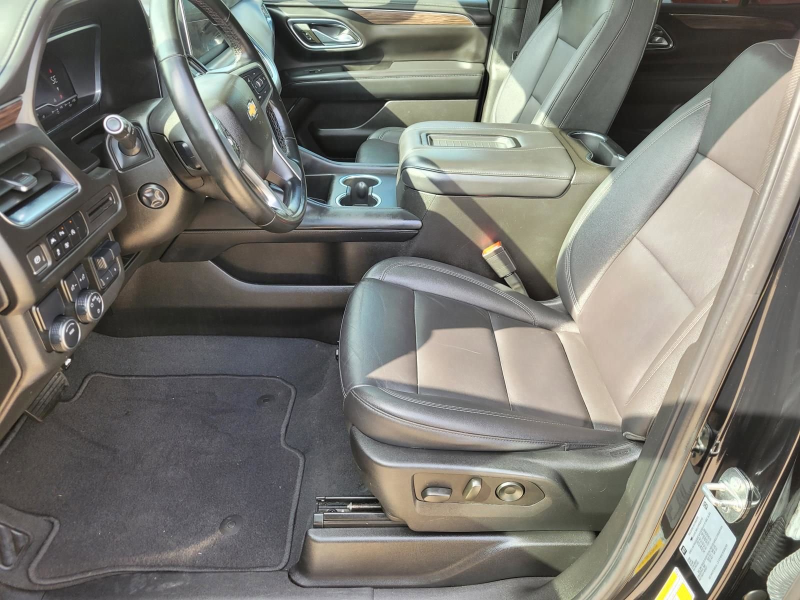 Used 2023 Chevrolet Tahoe LT w/ LT Signature Package RWD image 26