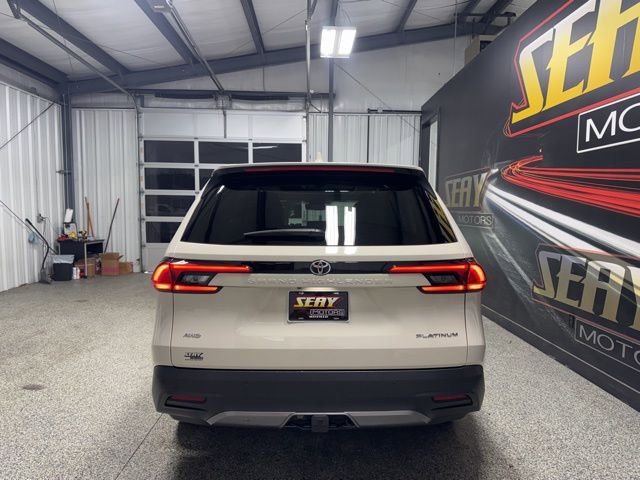 Used 2024 Toyota Grand Highlander Platinum image 21