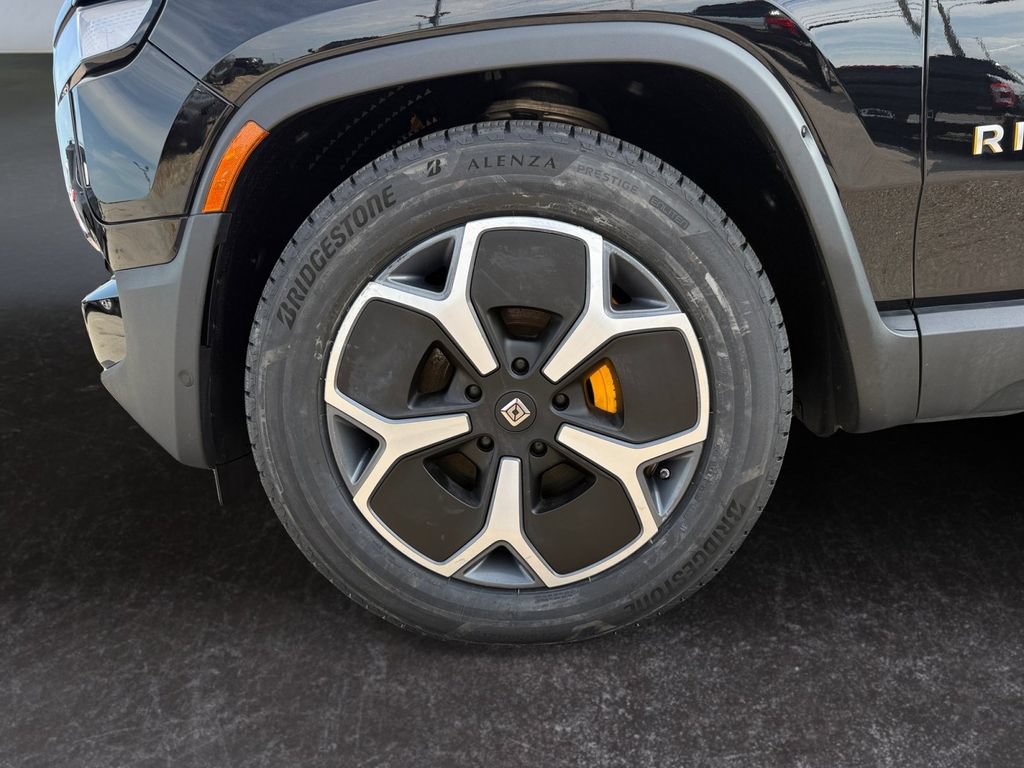 Used 2023 Rivian R1T Adventure AWD/4WD image 9