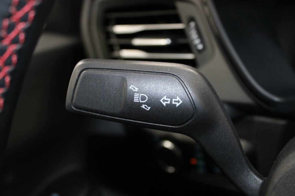 Used 2025 Ford Escape ST-Line AWD/4WD image 22