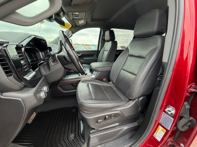Used 2025 GMC Sierra 2500 SLT w/ SLT Premium Package AWD/4WD image 17