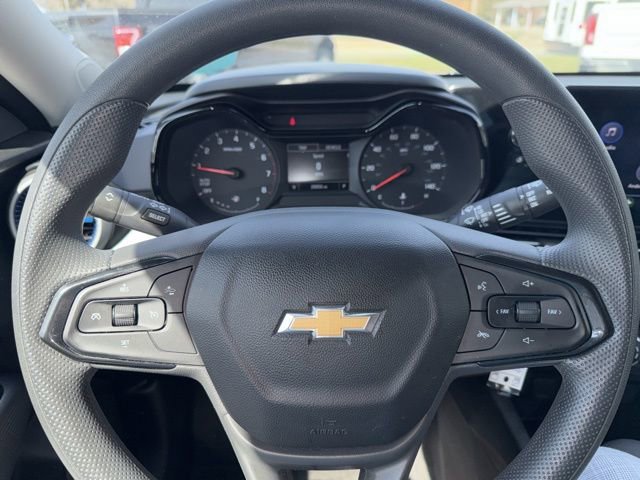 Used 2025 Chevrolet Trax LS w/ LS Convenience Package image 34