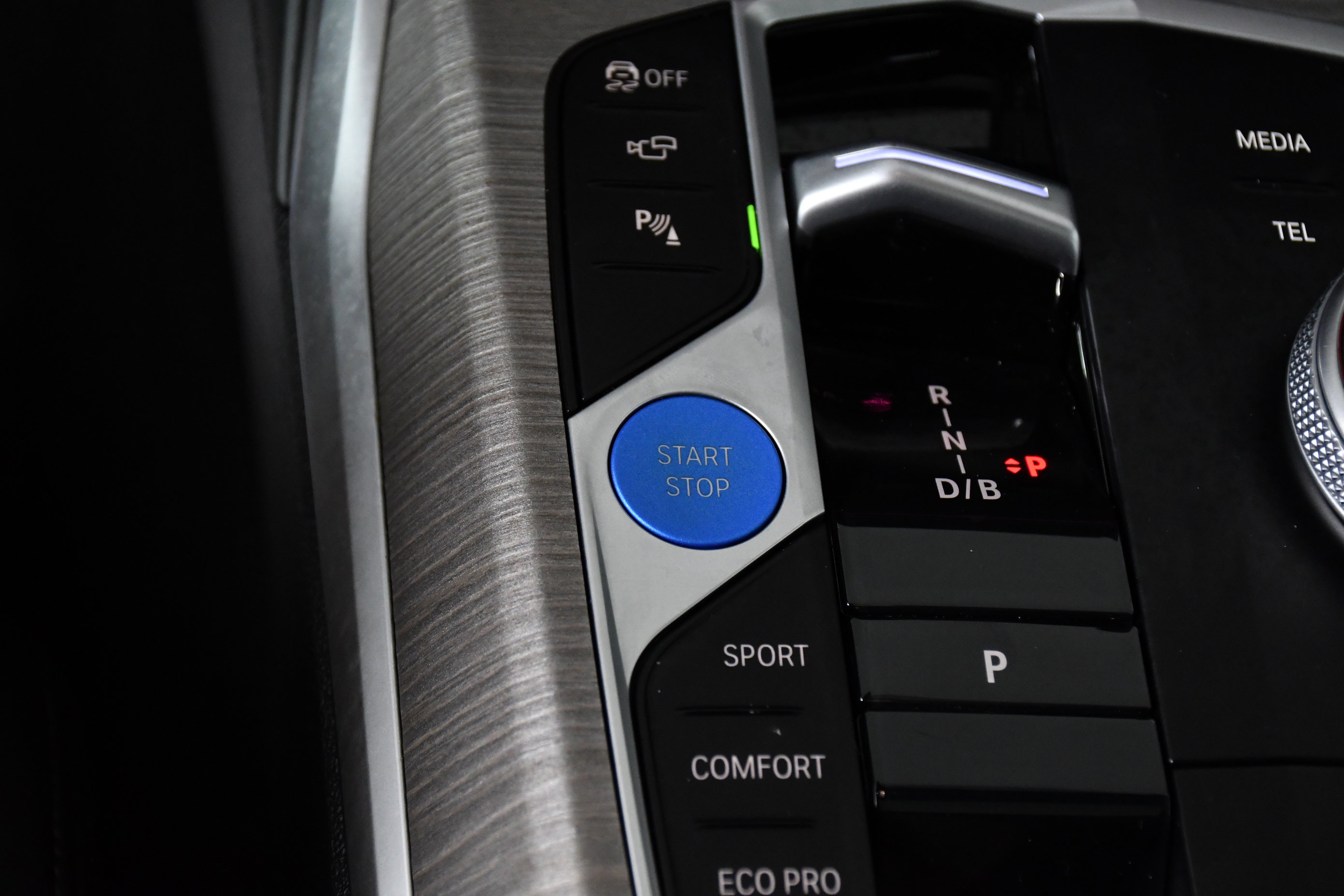 Used 2025 BMW i4 eDrive40 image 19