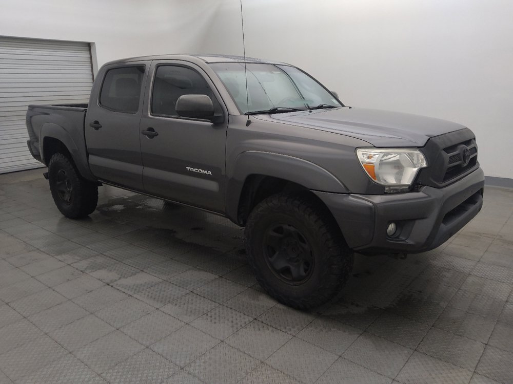 Used 2015 Toyota Tacoma PreRunner w/ SR5 Package RWD image 11