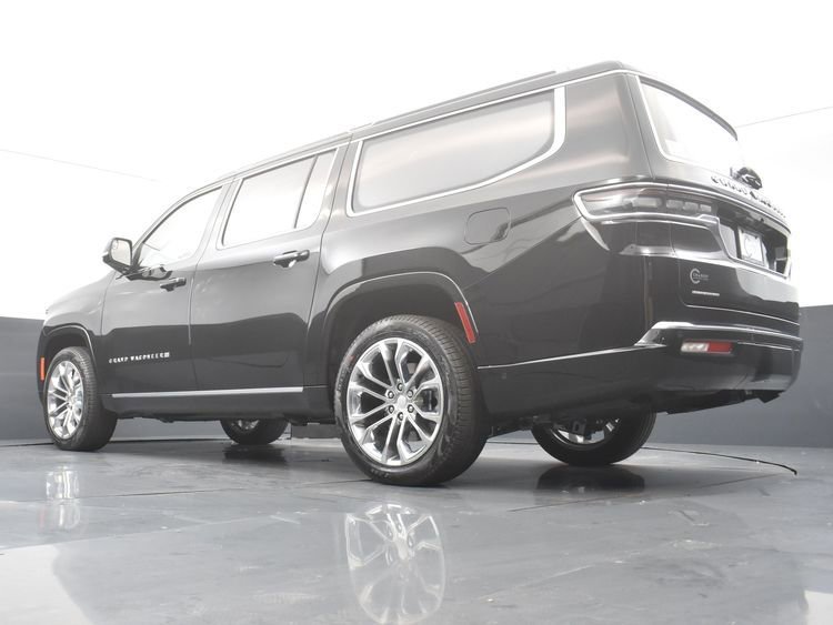 Used 2023 Jeep Grand Wagoneer L Series II w/ Premium Group II image 57
