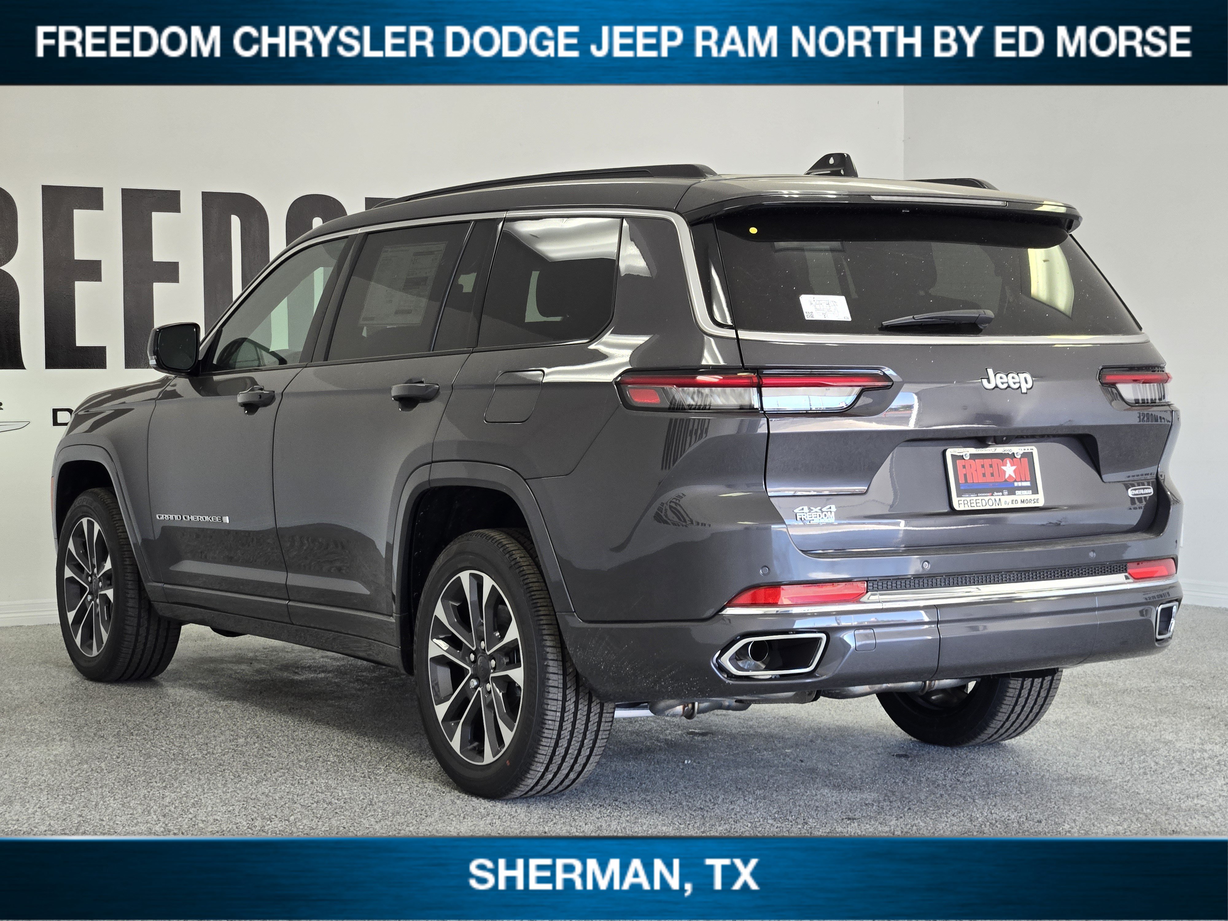 New 2025 Jeep Grand Cherokee L Overland w/ Rear Seat Video Group I AWD/4WD image 4