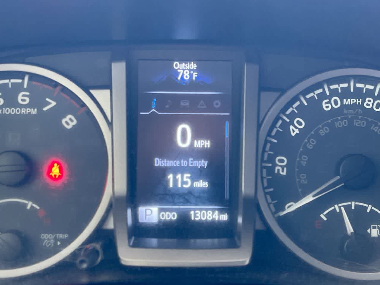 Used 2019 Toyota Tacoma SR5 AWD/4WD image 15