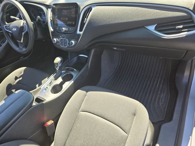 Used 2023 Chevrolet Malibu LT image 18