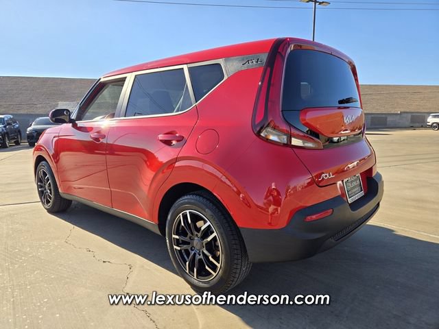Used 2022 Kia Soul LX FWD image 4