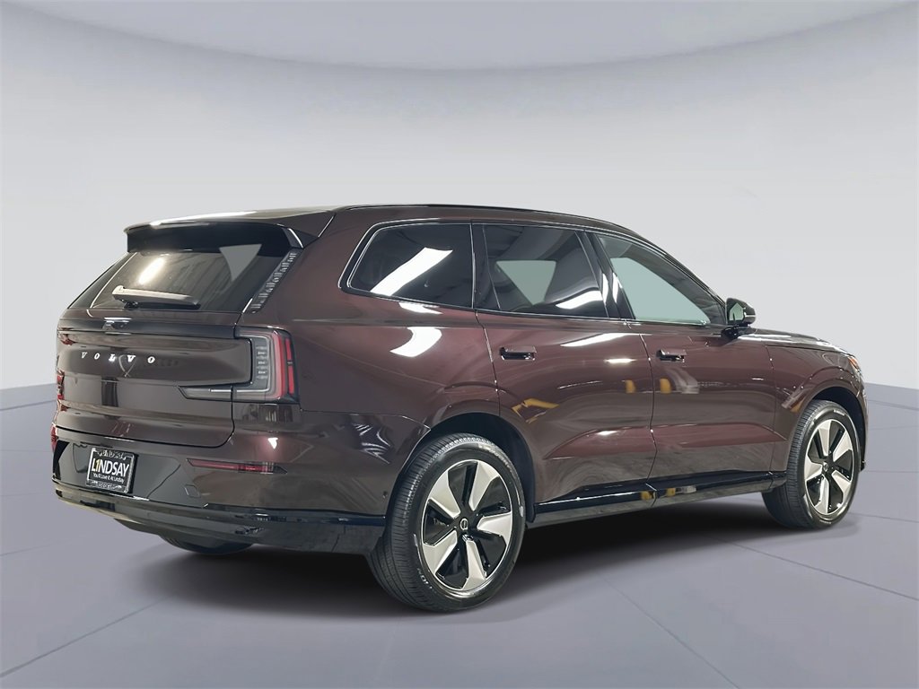 Used 2025 Volvo EX90 Plus image 7