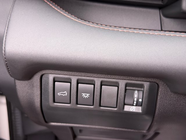 Certified 2025 Subaru Ascent Bronze Edition AWD/4WD image 32