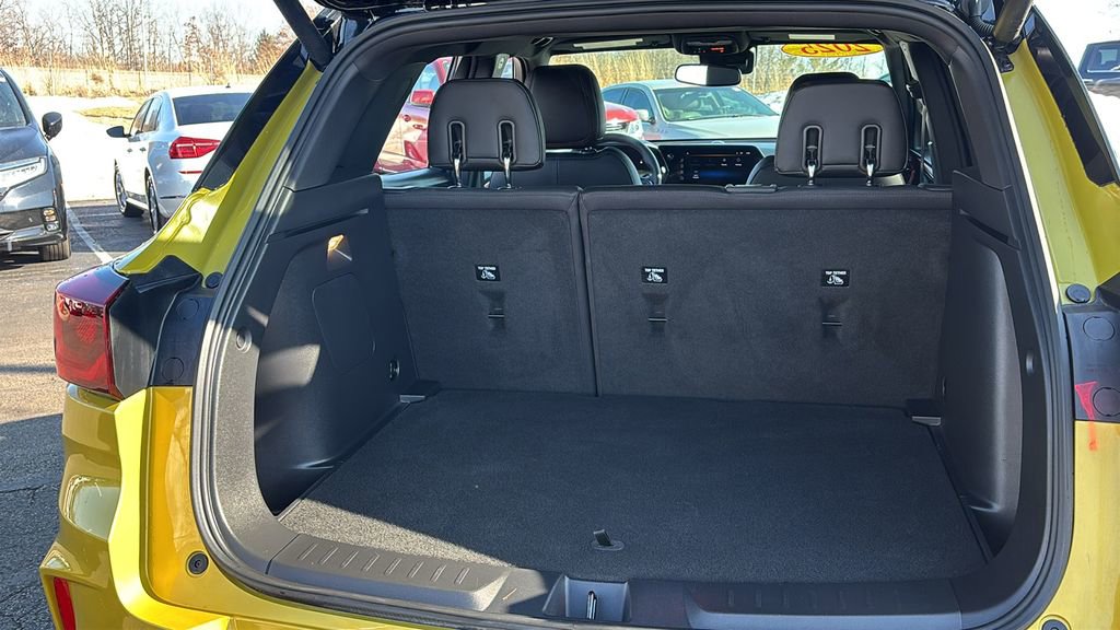 Used 2025 Chevrolet TrailBlazer RS w/ Convenience Package image 34