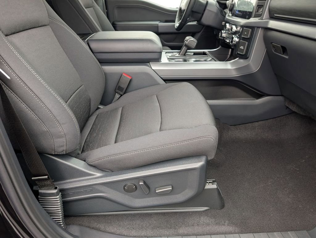 New 2026 Ford F150 XLT w/ Equipment Group 302A MID image 47