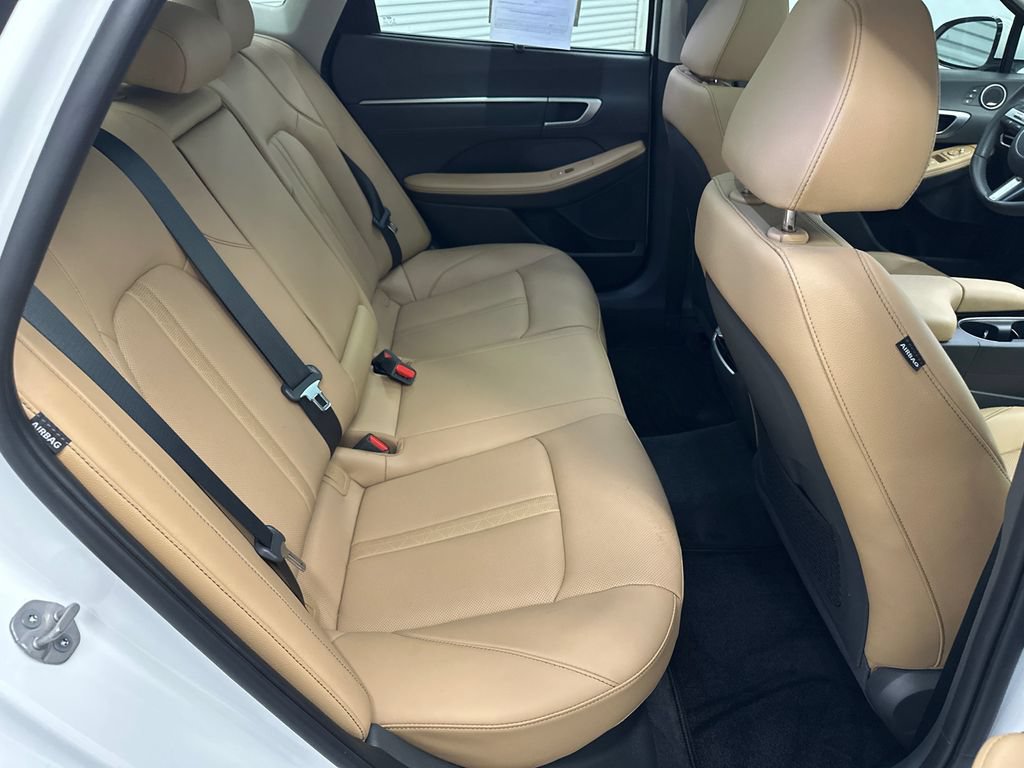 Used 2025 Hyundai Sonata Limited FWD image 17