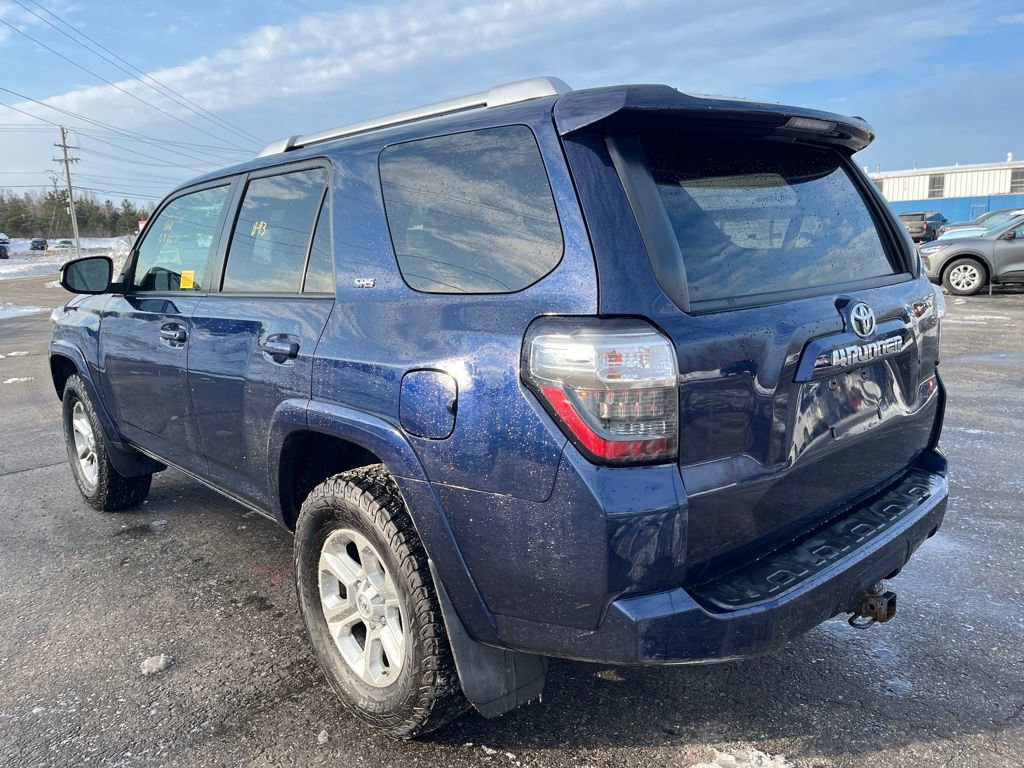 Used 2018 Toyota 4Runner SR5 image 3