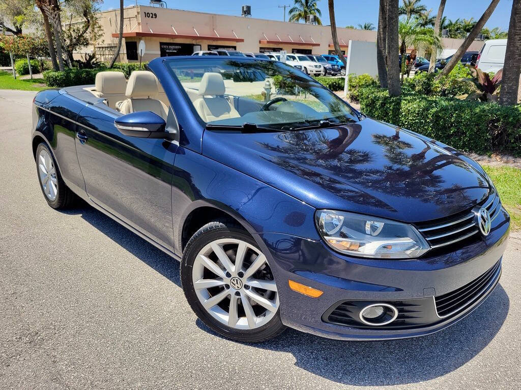 Used 2012 Volkswagen Eos Komfort FWD image 1