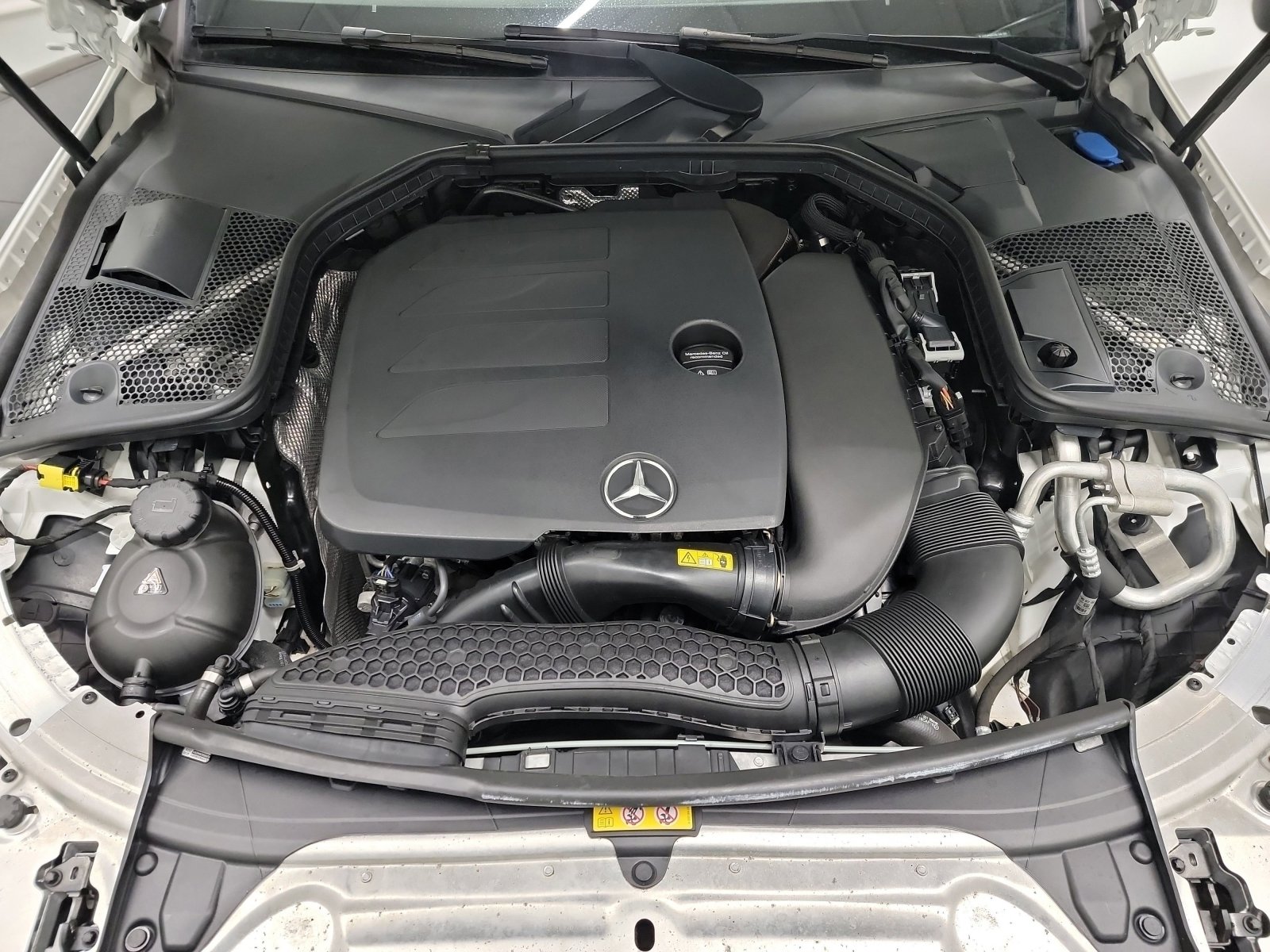 Used 2022 Mercedes-Benz C 300 4MATIC Coupe image 25